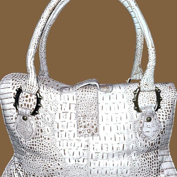 Tangerine brand awesome cream colored bag with brown in the cracks of faux croc - Picture 4 of 7